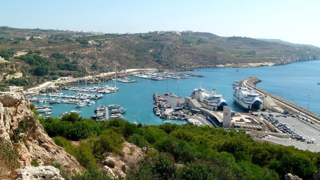 Fort Chambray Apartment غاينسييليم الغرفة الصورة